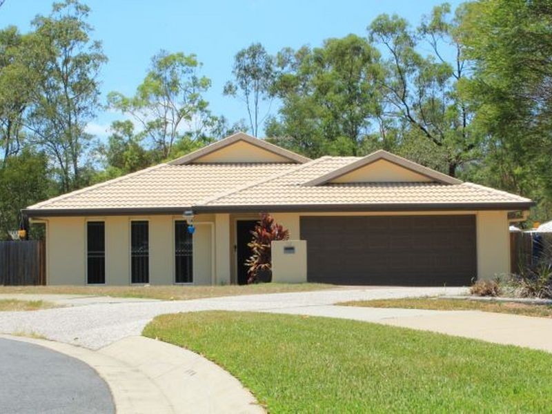 32 Berkeley Circuit, Bellbird Park QLD 4300