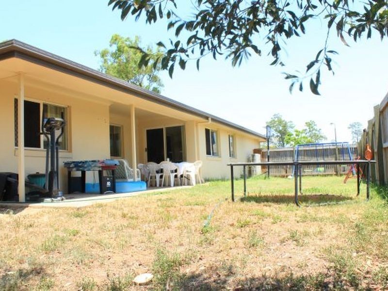 32 Berkeley Circuit, Bellbird Park QLD 4300