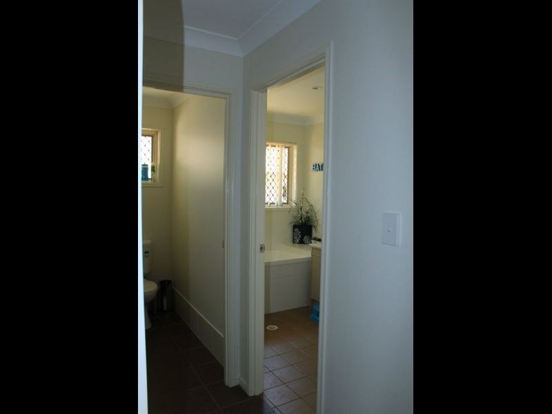 32 Berkeley Circuit, Bellbird Park QLD 4300