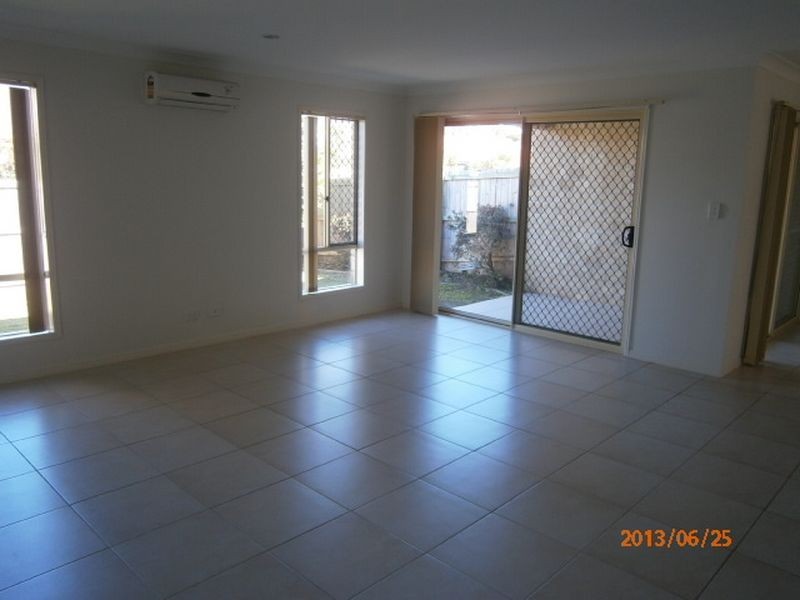 1/2 Clay Court, Pimpama QLD 4209