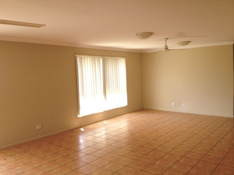 19 De Valera Street, Collingwood Park QLD 4301