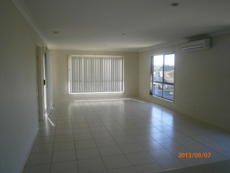 5 Esperance Crescent, Springfield Lakes QLD 4300