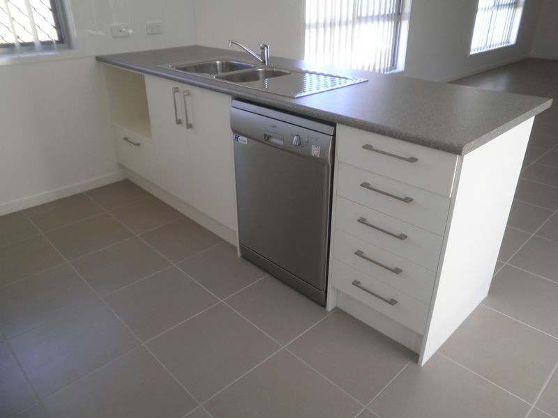 103 Cordeaux Crescent, Redbank Plains QLD 4301