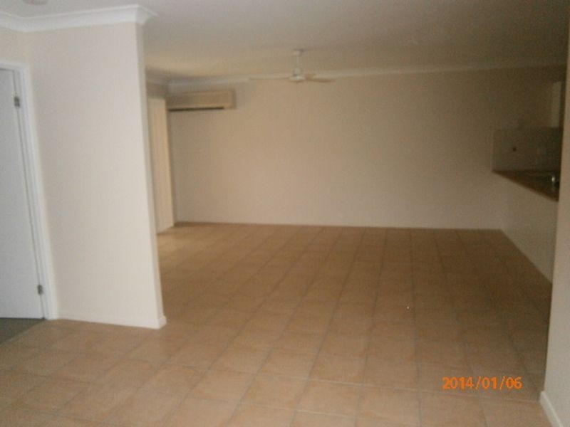 1/24 Bassili Drive, Collingwood Park QLD 4301