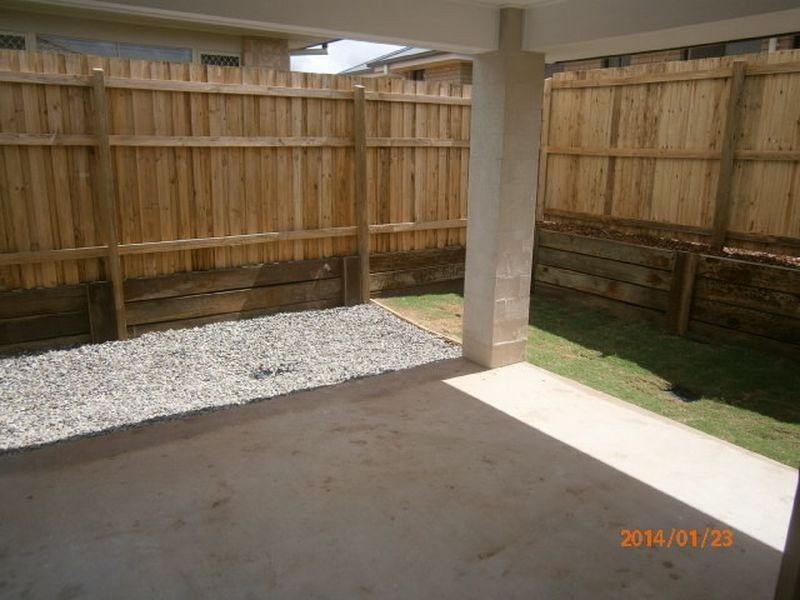 31 Hallvard Crescent, Augustine Heights QLD 4300