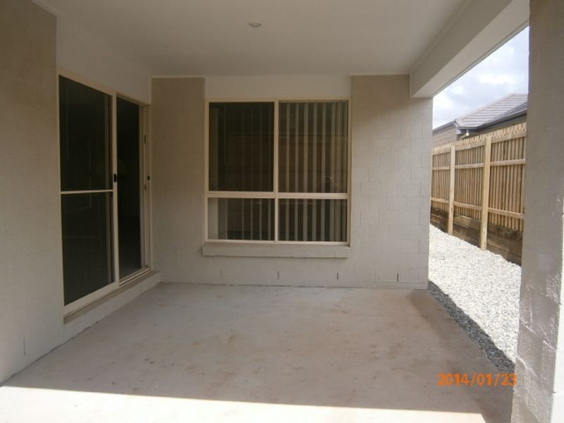 31 Hallvard Crescent, Augustine Heights QLD 4300