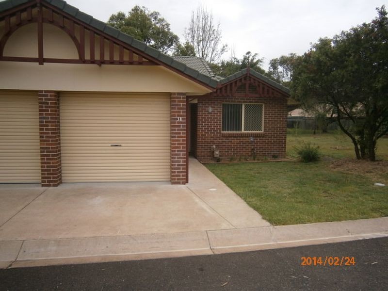31/5a Spalding Crescent, Goodna QLD 4300