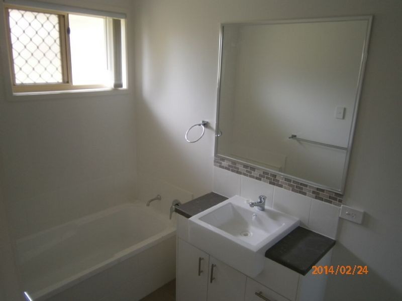 29/5a Spalding Crescent, Goodna QLD 4300