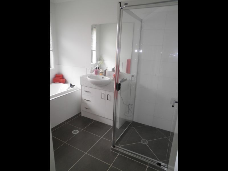 102 Whitmore Crescent, Goodna QLD 4300