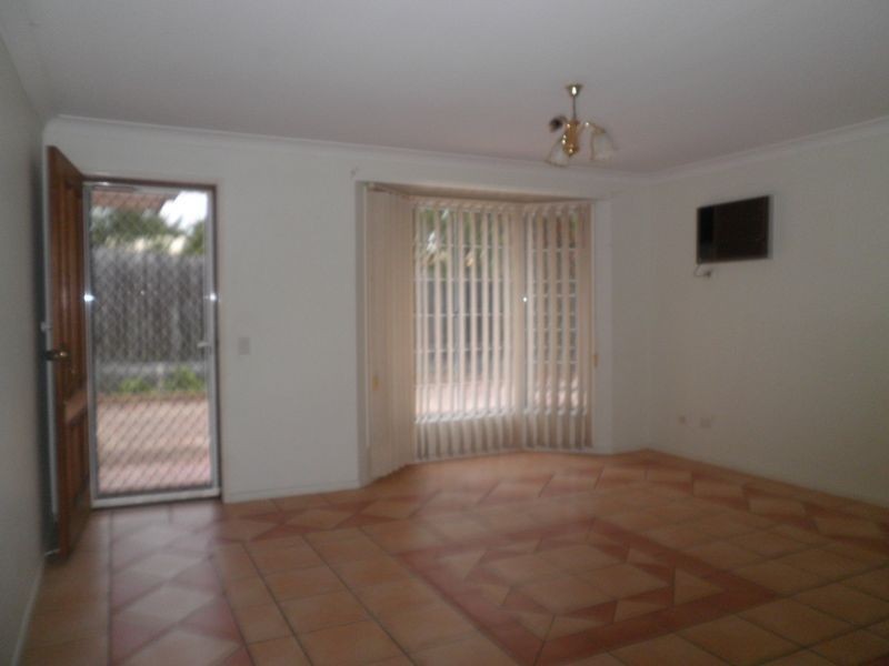 4/236 Redbank Plains Road, Bellbird Park QLD 4300