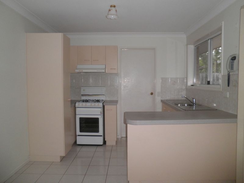 4/236 Redbank Plains Road, Bellbird Park QLD 4300