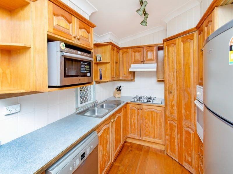 45 Glebe Road, Newtown QLD 4305