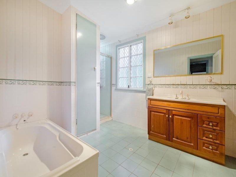 45 Glebe Road, Newtown QLD 4305