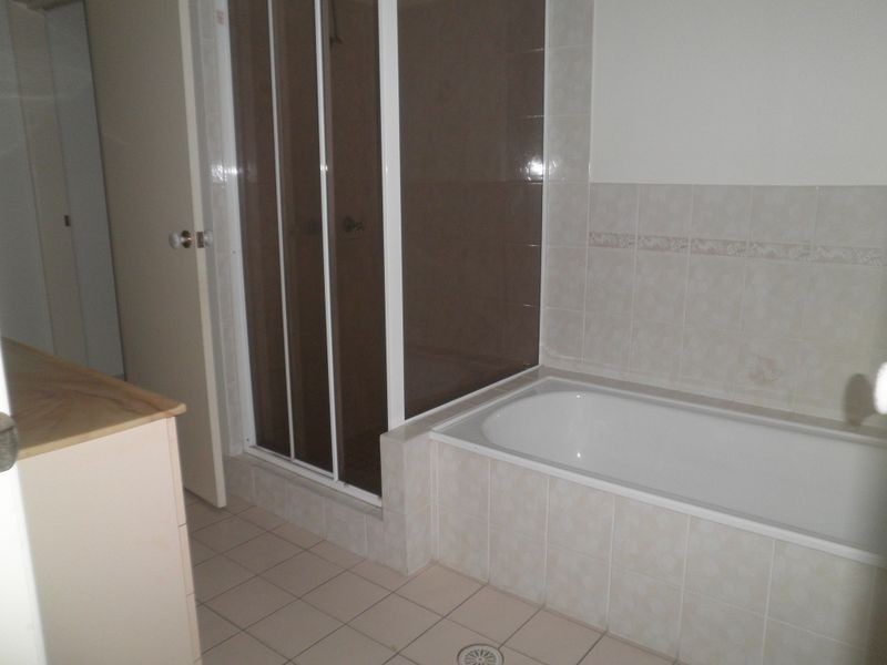 6/236 Redbank Plains Road, Bellbird Park QLD 4300