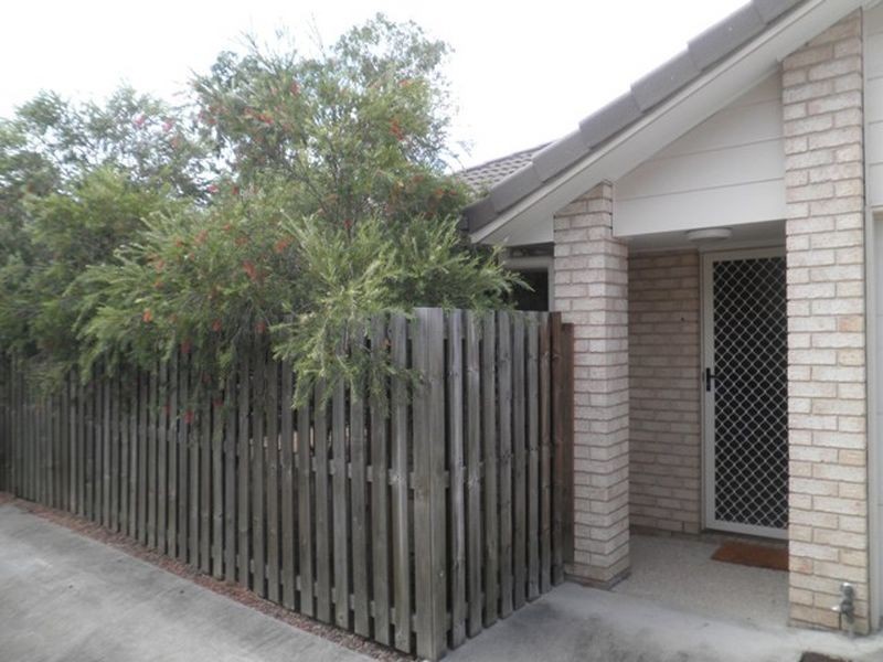 18/8 Rosegum Place, Redbank Plains QLD 4301