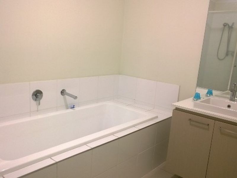 14 Glen Echo Street, Springfield Lakes QLD 4300