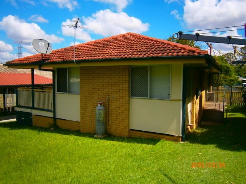28 Arkins Crescent, Goodna QLD 4300