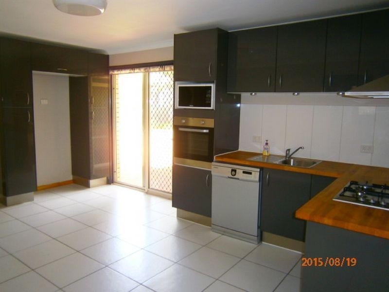 7 Brendan Place, Goodna QLD 4300