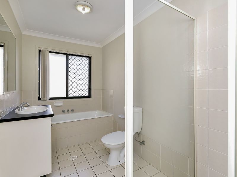 35 Elkhorn Street, Bellbird Park QLD 4300