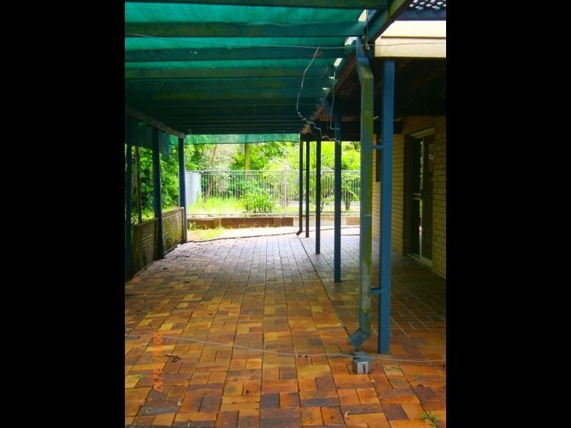 6 Samantha Street, Redbank Plains QLD 4301