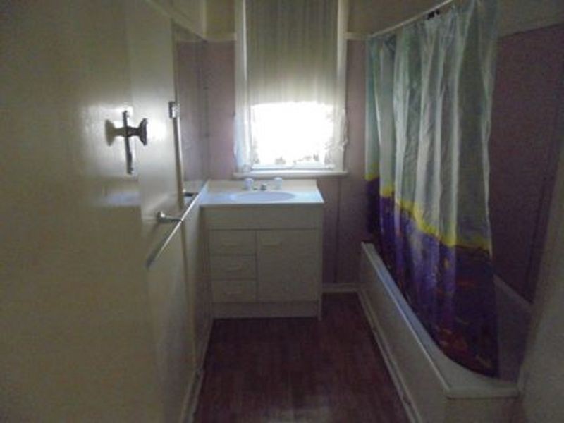 13 Rodney Street, Silkstone QLD 4304