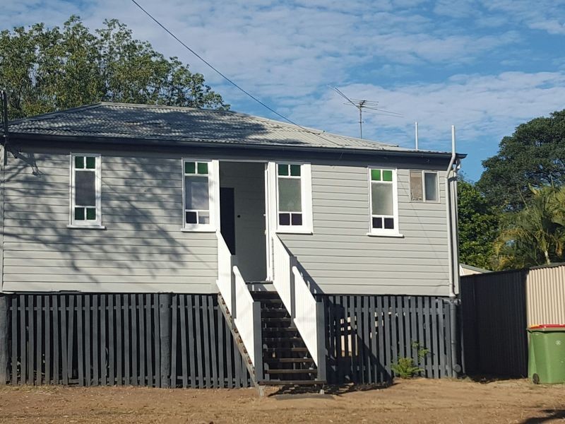 32 Dixon St, Wulkuraka QLD 4305