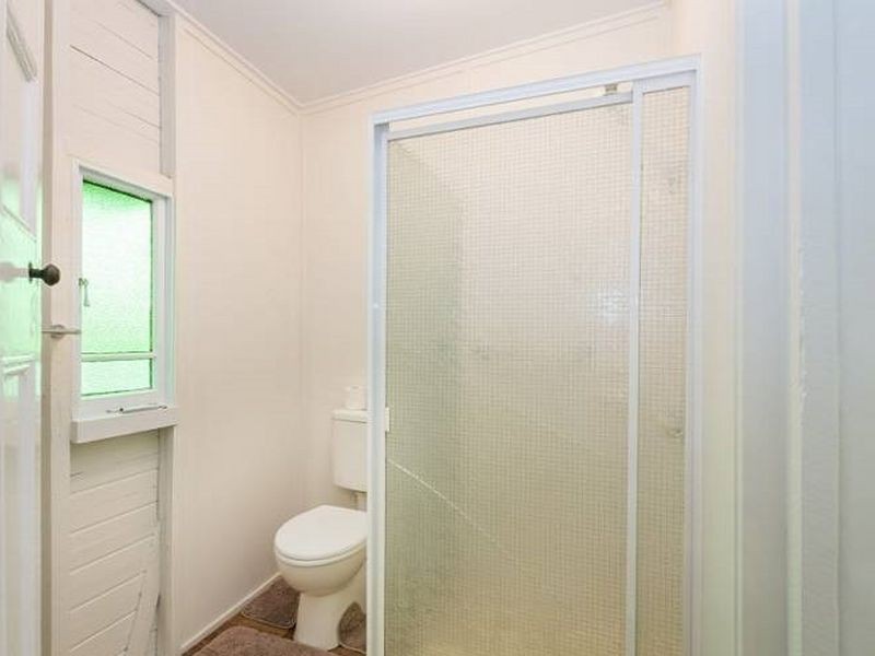 32 Dixon St, Wulkuraka QLD 4305
