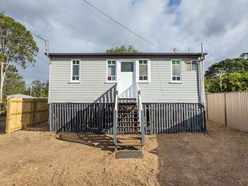 32 Dixon St, Wulkuraka QLD 4305