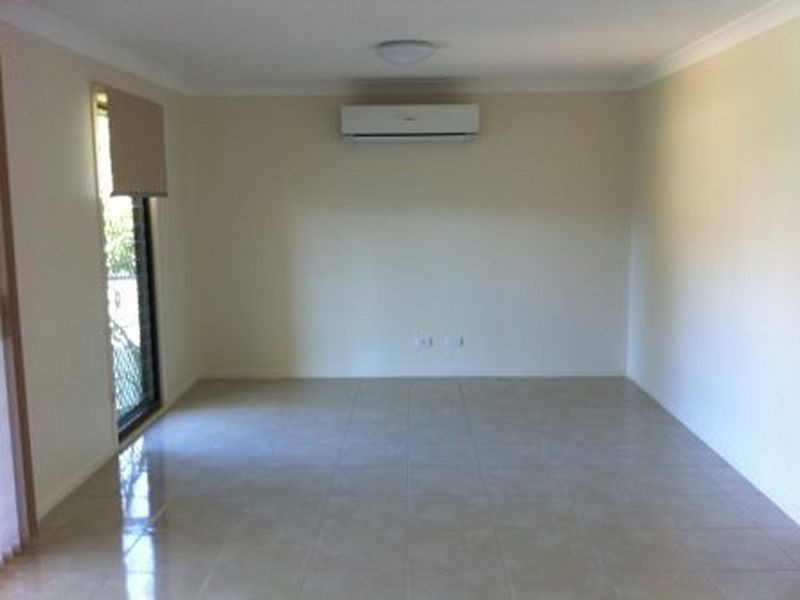 104 b Wildey st, Raceview QLD 4305