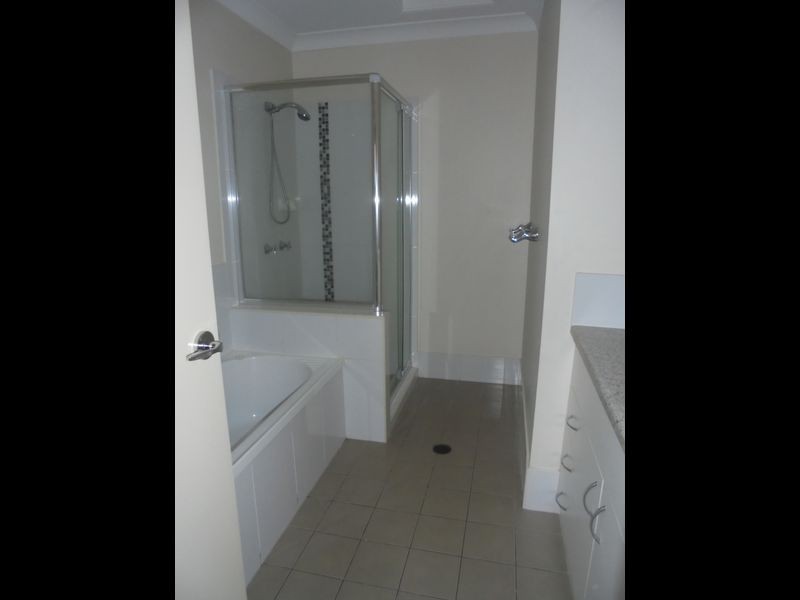 27/21B Hunter Street, Brassall QLD 4305
