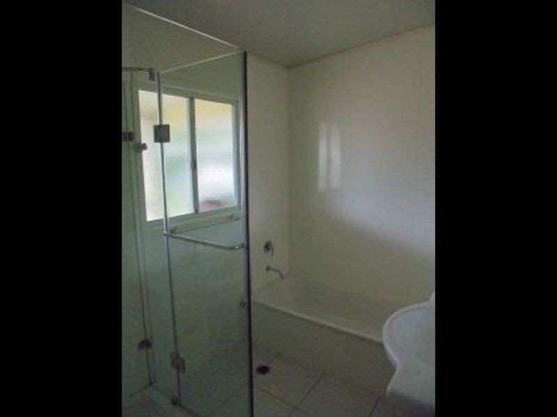 27 Marian Street, Booval QLD 4304