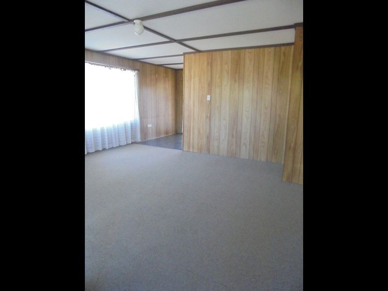 160 Woodend Rd, Woodend QLD 4305