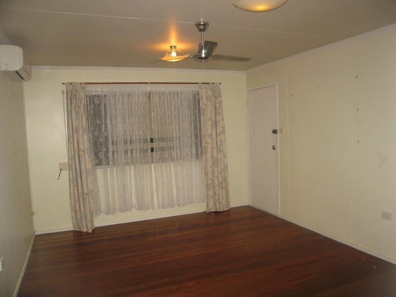 21 Pickering st, Riverview QLD 4303