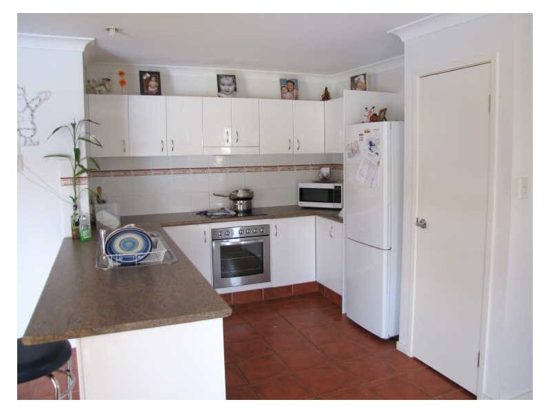 16 Sutherland Crescent, Goodna QLD 4300