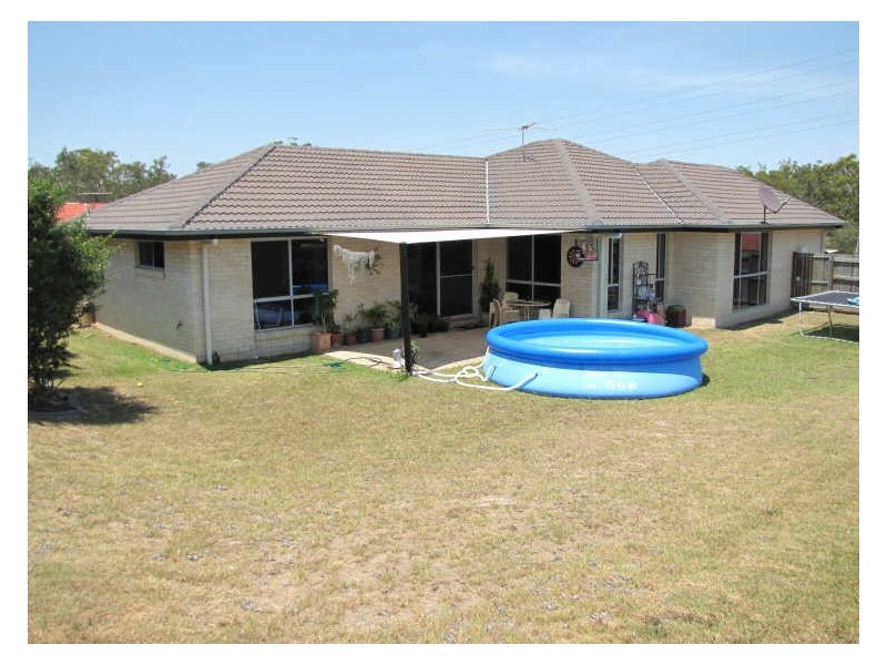 16 Sutherland Crescent, Goodna QLD 4300