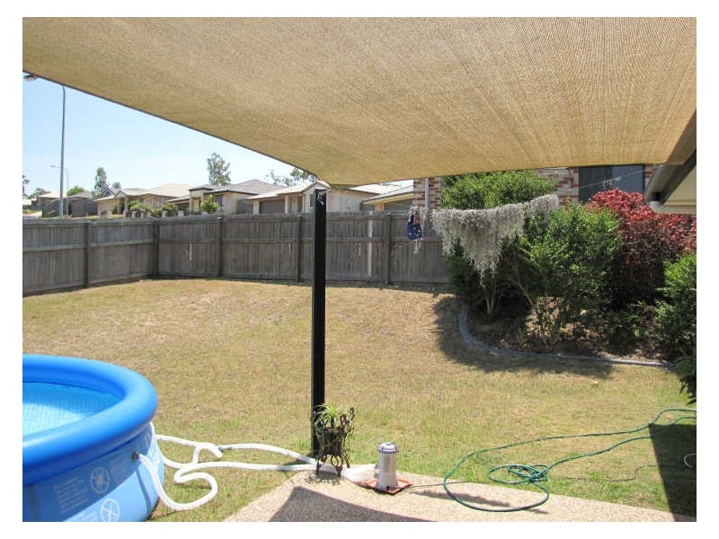 16 Sutherland Crescent, Goodna QLD 4300