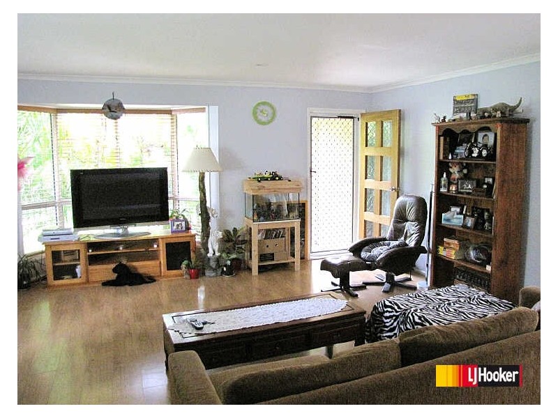 2/15 Mooney Close, Goodna QLD 4300