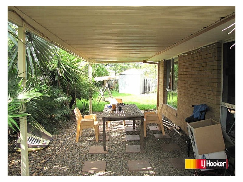 2/15 Mooney Close, Goodna QLD 4300