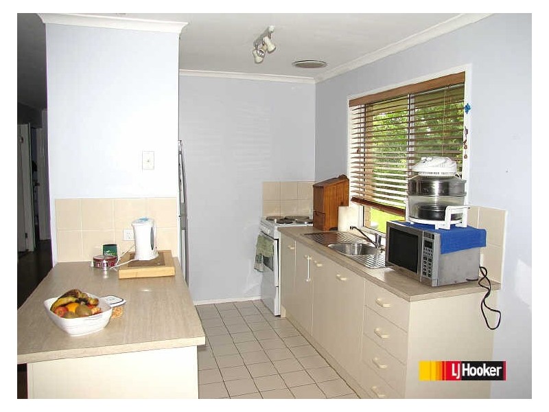 2/15 Mooney Close, Goodna QLD 4300