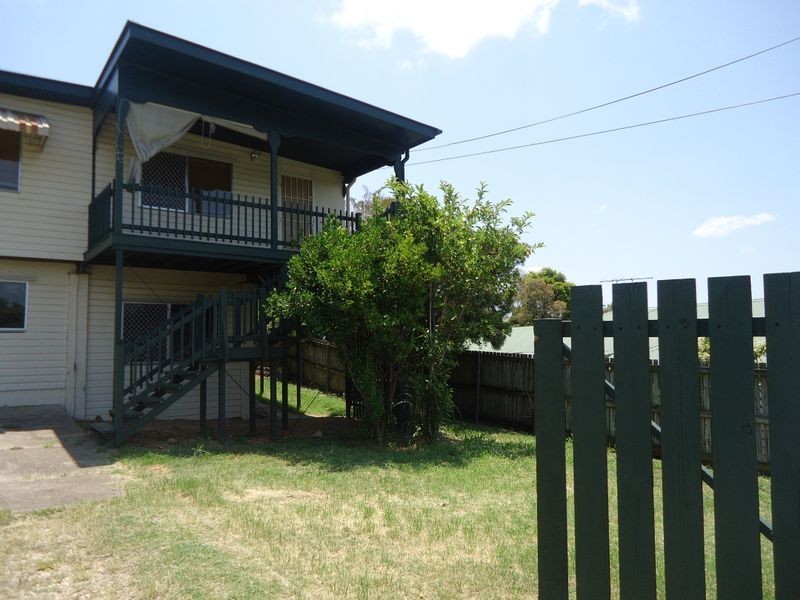 11 Gibbs St, Churchill QLD 4305