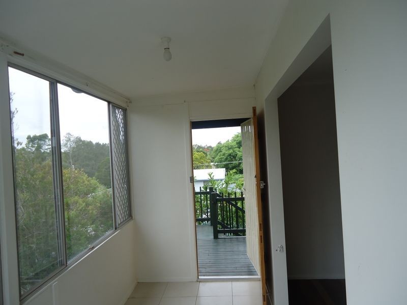11 Gibbs St, Churchill QLD 4305