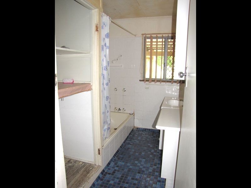 3 Dorricott Crescent, Goodna QLD 4300