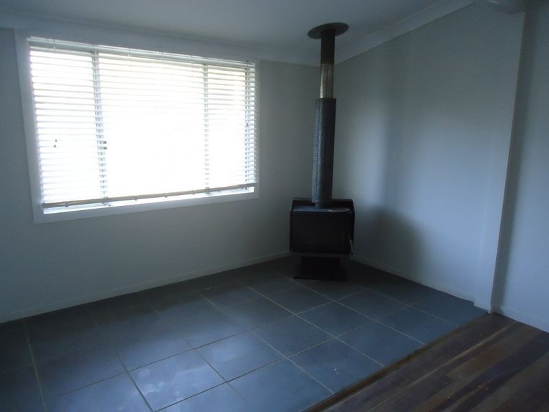 10 McLeod Street, Basin Pocket QLD 4305