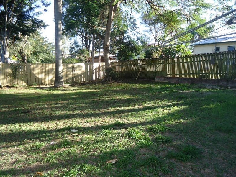 10 McLeod Street, Basin Pocket QLD 4305