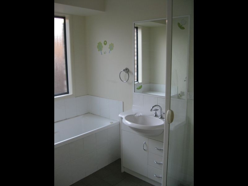 6 Explorer st, Raceview QLD 4305