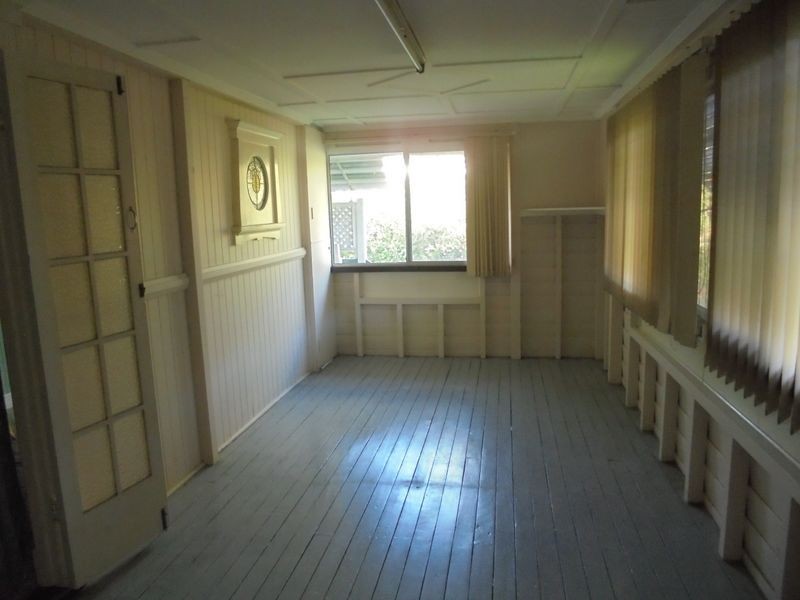 10 Bennett St, East Ipswich QLD 4305