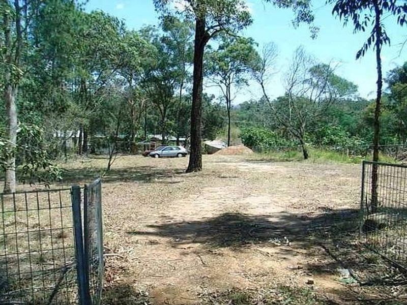 345 Jones Road, Bellbird Park QLD 4300
