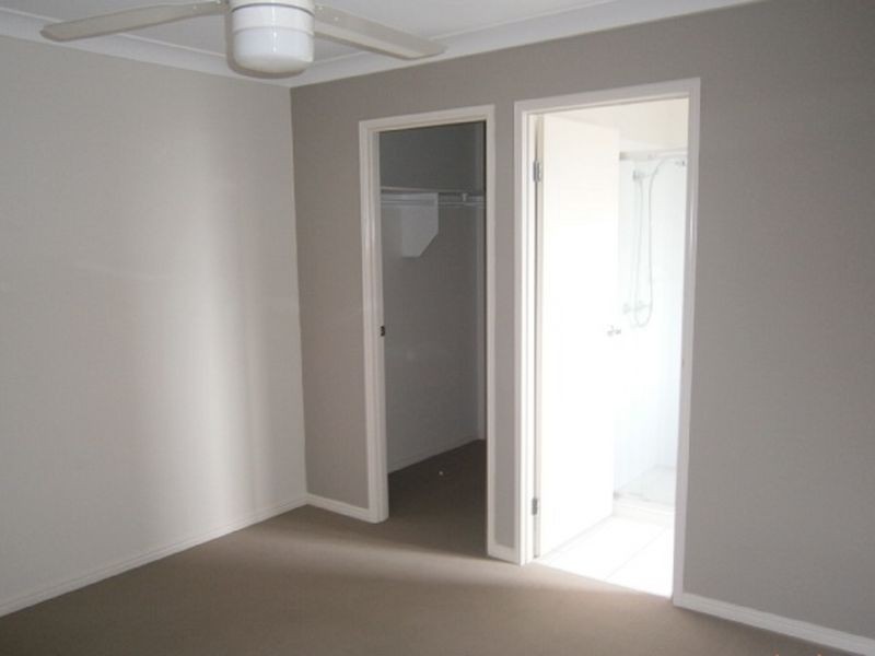 14 Dornoch Crescent, Raceview QLD 4305