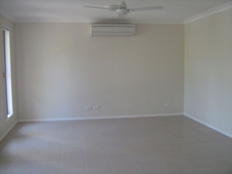 11 Bradfield Drive, Brassall QLD 4305