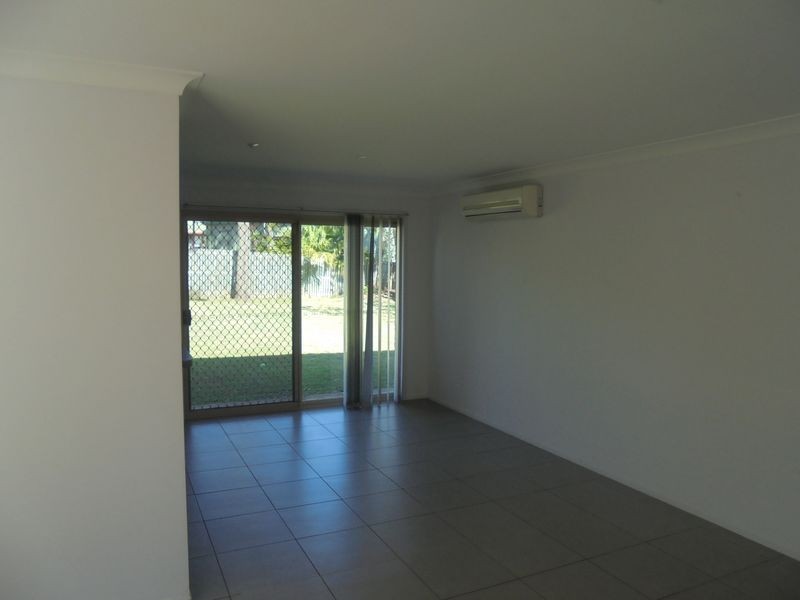 5 Willowtree Drive, Flinders View QLD 4305